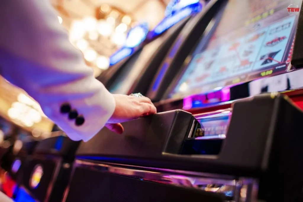 From Spinning Reels to Interactive Worlds: The Evolution of Bonus Features in Slot Games
