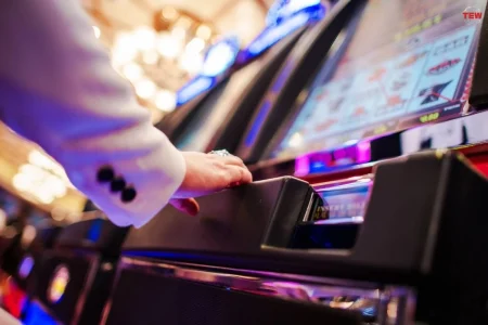 From Spinning Reels to Interactive Worlds: The Evolution of Bonus Features in Slot Games